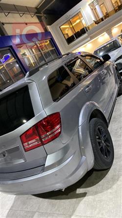 دودج جورني